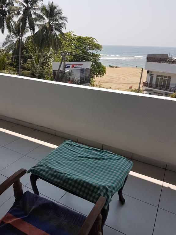 The Ocean Bed and Breakfast Unawatuna Exteriör bild