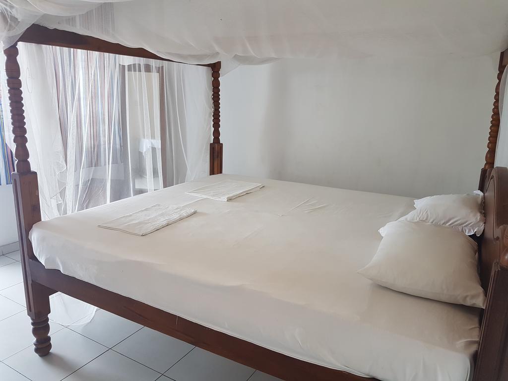The Ocean Bed and Breakfast Unawatuna Exteriör bild